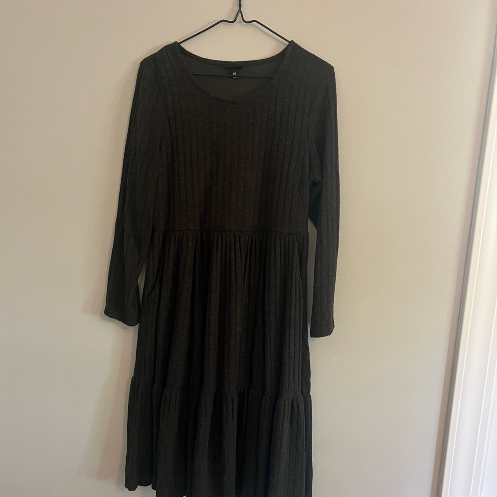 Elegant (But Cozy) Deep Green Dress